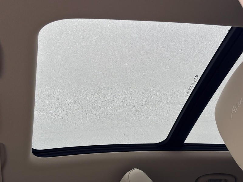 Buick Envision Vehicle Full-screen Gallery Image 27