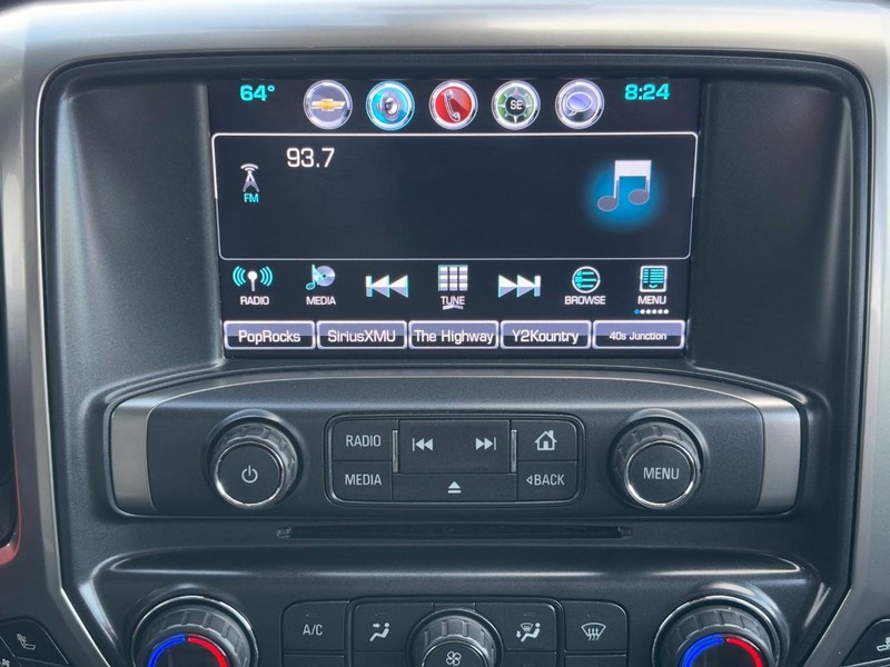 Chevrolet Silverado 1500 Vehicle Full-screen Gallery Image 13