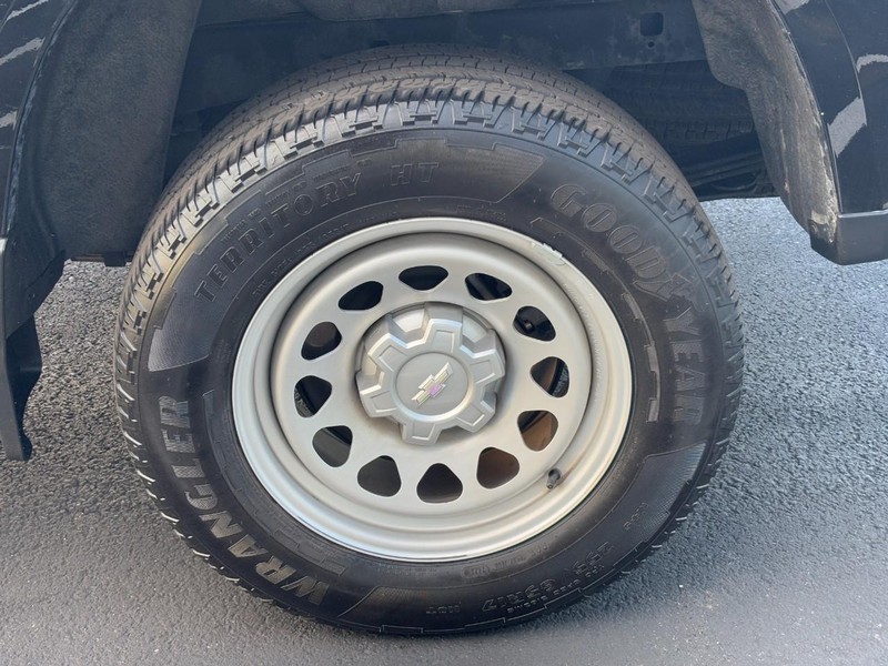 Chevrolet Colorado Vehicle Full-screen Gallery Image 07