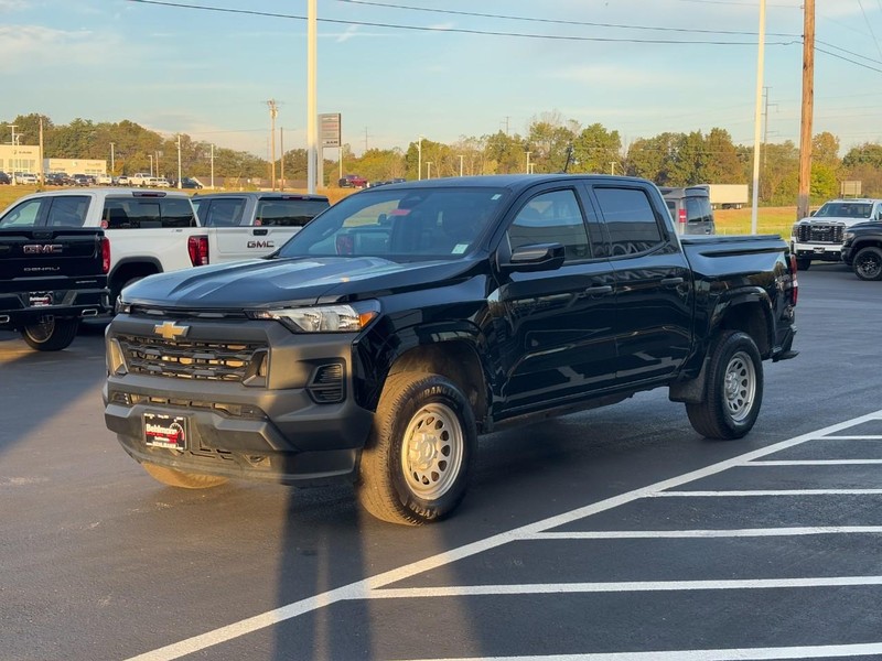 Chevrolet Colorado Vehicle Full-screen Gallery Image 08