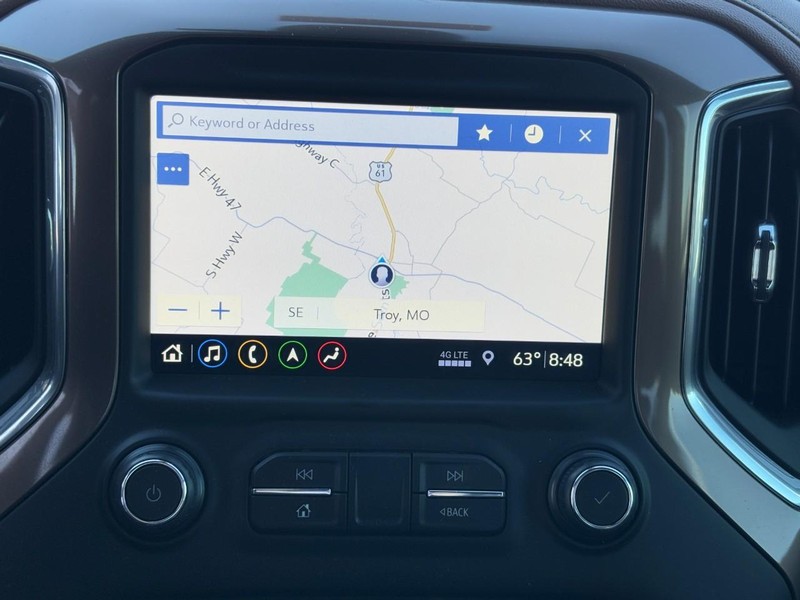 Chevrolet Silverado 1500 Vehicle Full-screen Gallery Image 23