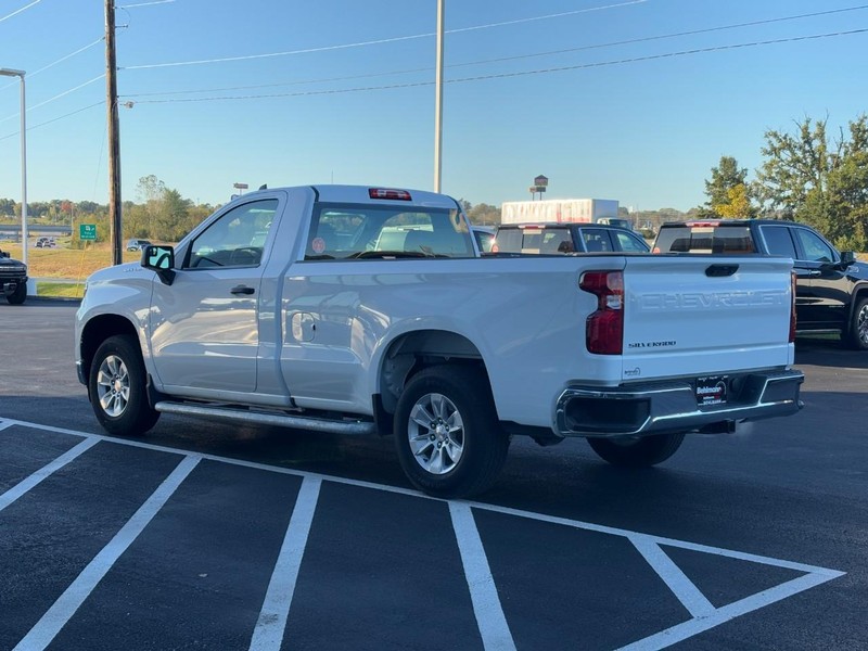 Chevrolet Silverado 1500 Vehicle Full-screen Gallery Image 06