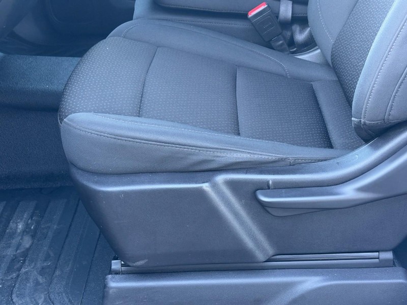 Chevrolet Silverado 1500 Vehicle Full-screen Gallery Image 20