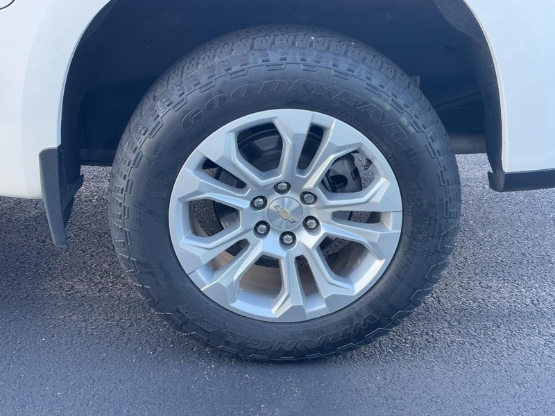 Chevrolet Silverado 1500 Vehicle Full-screen Gallery Image 07