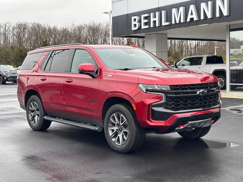 Chevrolet Tahoe Vehicle Full-screen Gallery Image 02