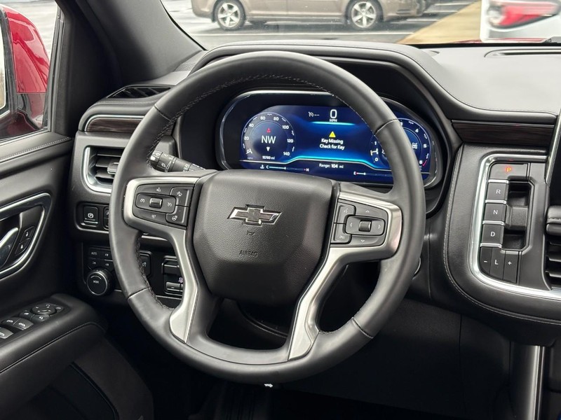 Chevrolet Tahoe Vehicle Full-screen Gallery Image 13