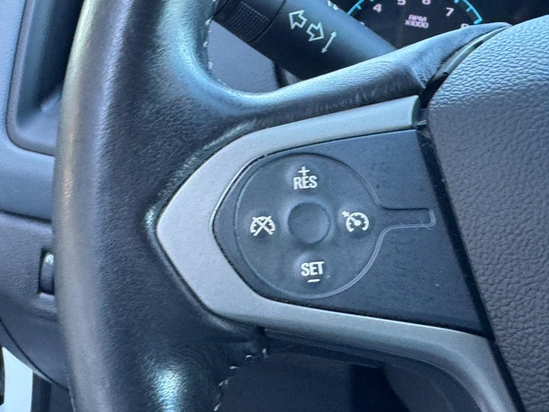 Chevrolet Colorado Vehicle Full-screen Gallery Image 16