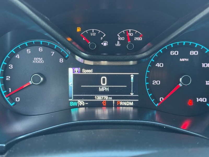 Chevrolet Colorado Vehicle Full-screen Gallery Image 18