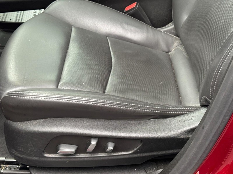 Cadillac XT6 Vehicle Full-screen Gallery Image 23