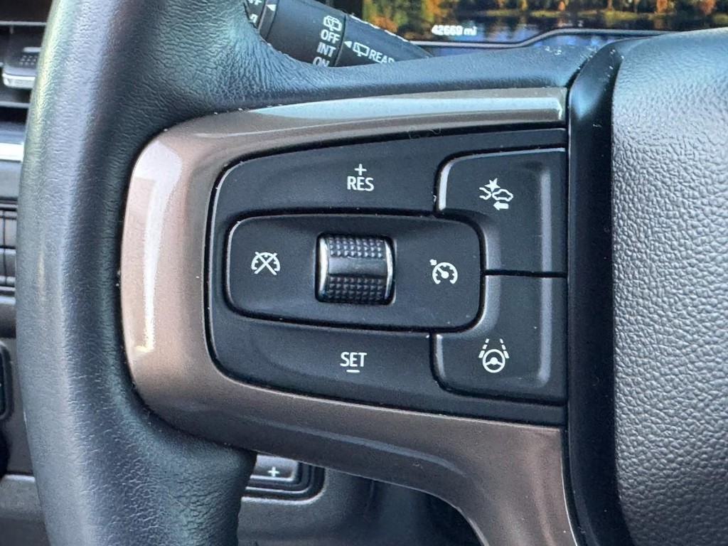 Chevrolet Tahoe Vehicle Full-screen Gallery Image 20