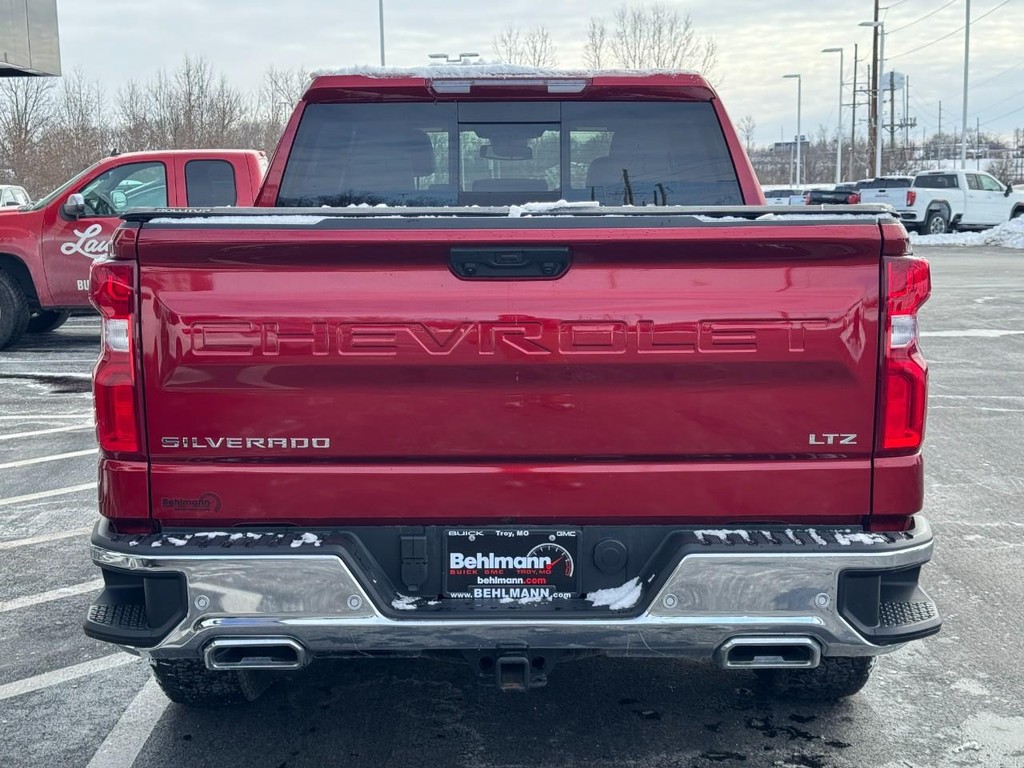Chevrolet Silverado 1500 Vehicle Full-screen Gallery Image 04