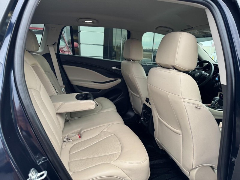 Buick Envision Vehicle Full-screen Gallery Image 10
