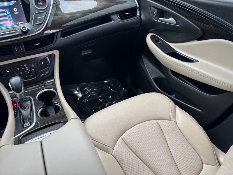 Buick Envision Vehicle Full-screen Gallery Image 15