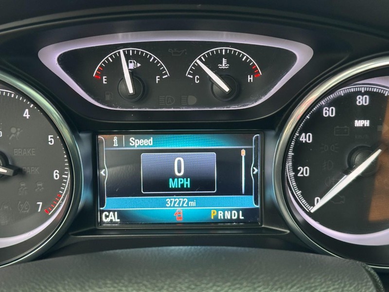 Buick Envision Vehicle Full-screen Gallery Image 20