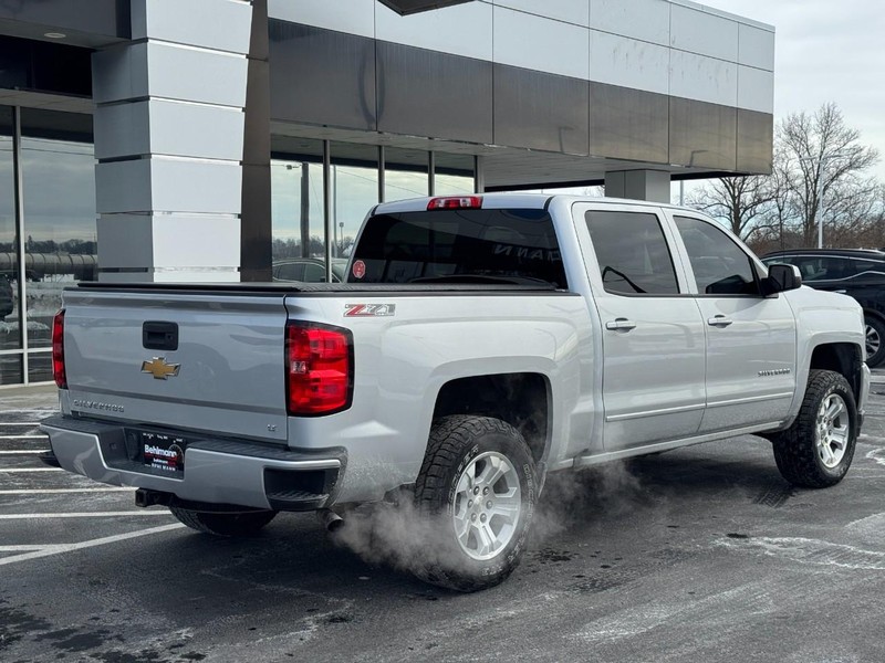 Chevrolet Silverado 1500 Vehicle Full-screen Gallery Image 03