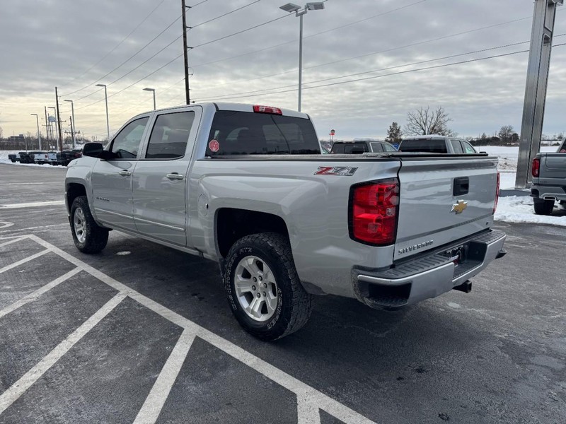 Chevrolet Silverado 1500 Vehicle Full-screen Gallery Image 06