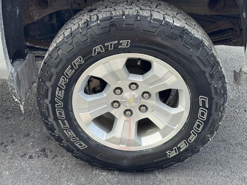 Chevrolet Silverado 1500 Vehicle Full-screen Gallery Image 07