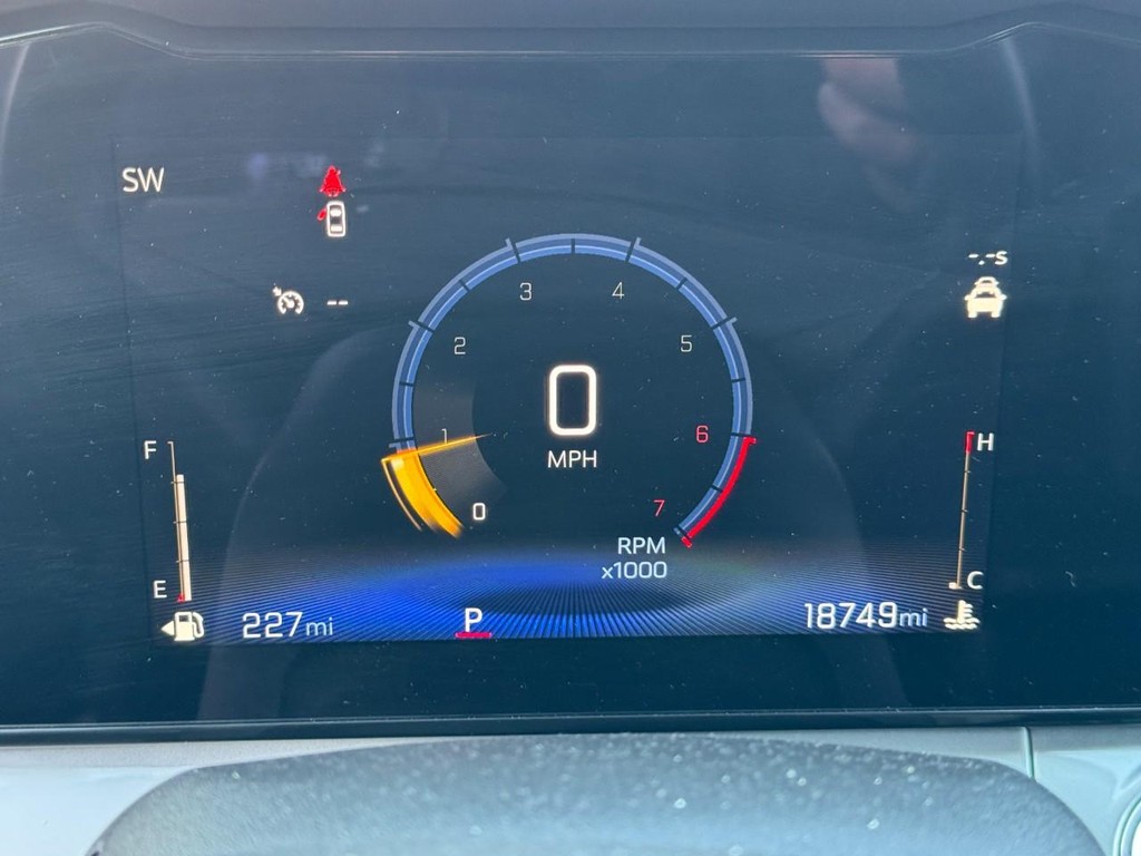 Chevrolet Trax Vehicle Full-screen Gallery Image 19