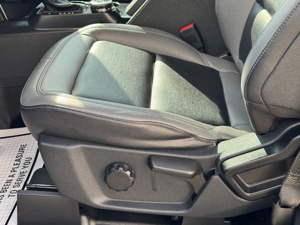 Ford Bronco Vehicle Full-screen Gallery Image 28