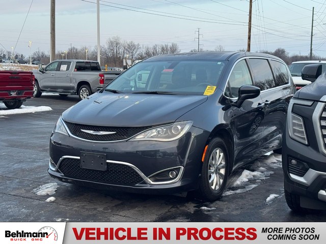 Troy MO 2019 Chrysler Pacifica more details - chrysler pacifica