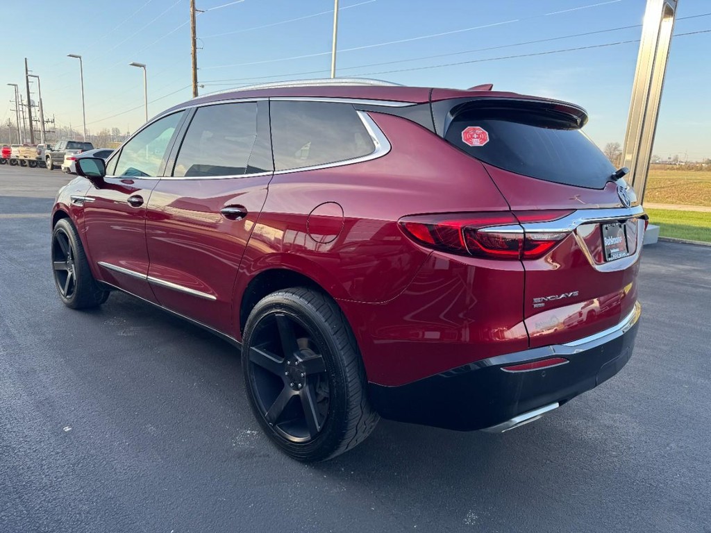 Buick Enclave Vehicle Full-screen Gallery Image 06