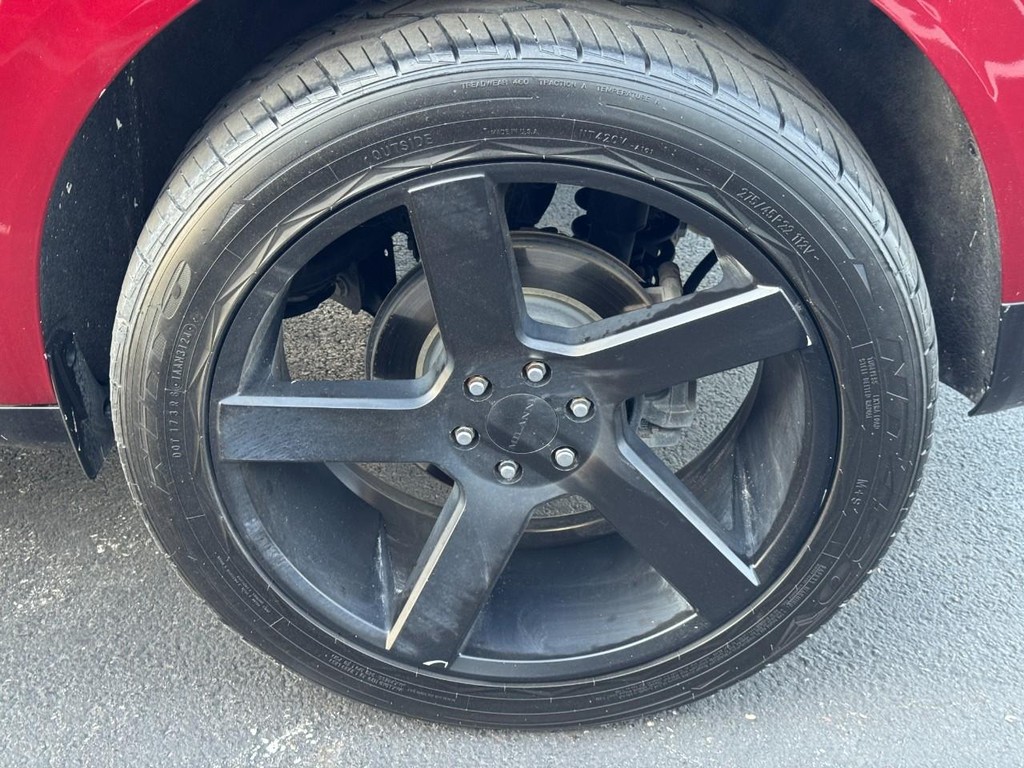 Buick Enclave Vehicle Full-screen Gallery Image 07