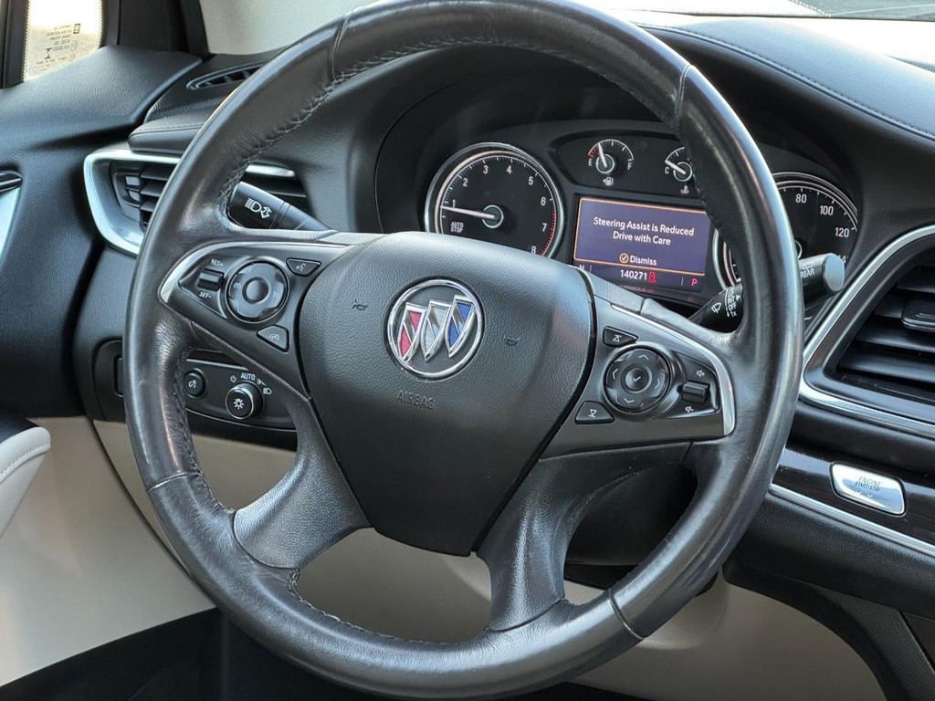 Buick Enclave Vehicle Full-screen Gallery Image 13