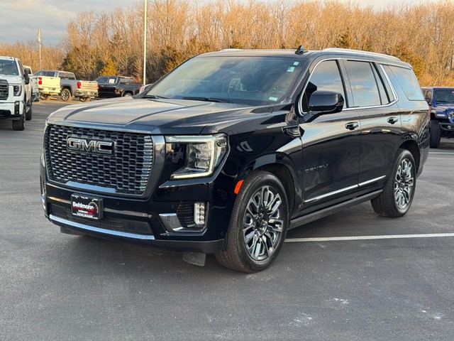 2024 GMC Yukon Denali Ultimate - Photo 11