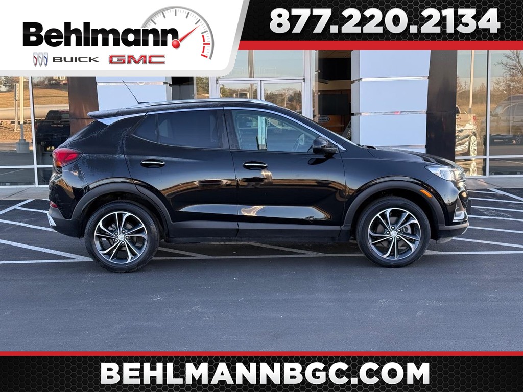 Buick Encore GX Vehicle Full-screen Gallery Image 01