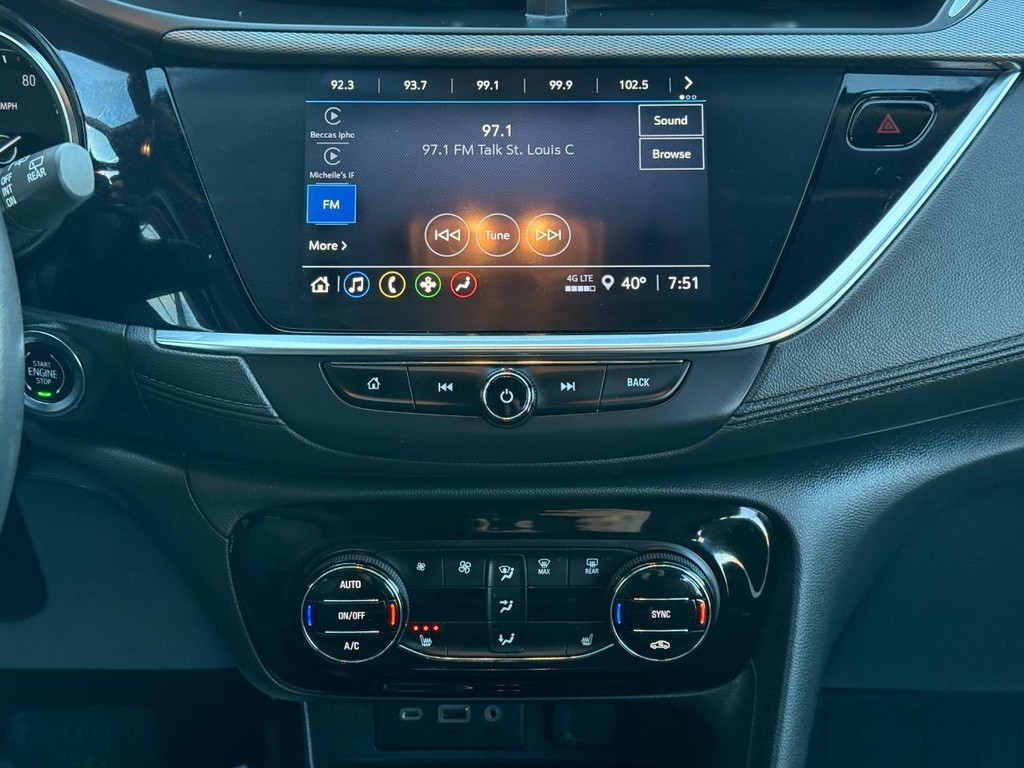 Buick Encore GX Vehicle Full-screen Gallery Image 13