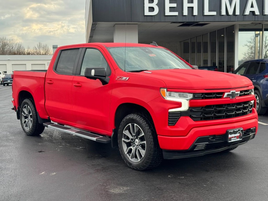 Chevrolet Silverado 1500 Vehicle Full-screen Gallery Image 02
