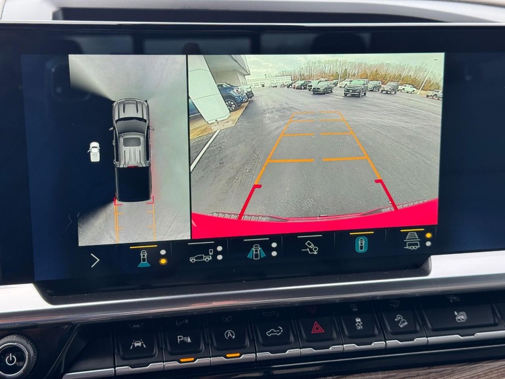 Chevrolet Silverado 1500 Vehicle Full-screen Gallery Image 21