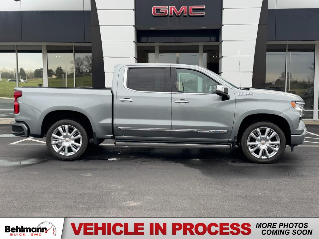 Chevrolet Silverado 1500 Vehicle Full-screen Gallery Image 01