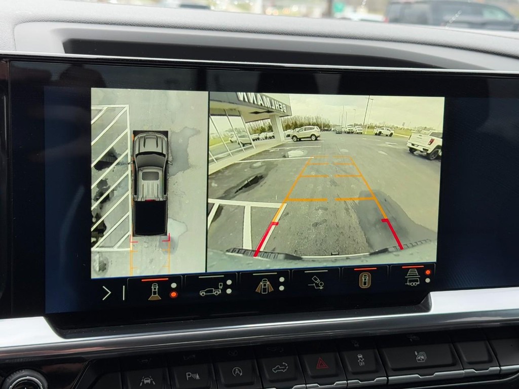 Chevrolet Silverado 1500 Vehicle Full-screen Gallery Image 23