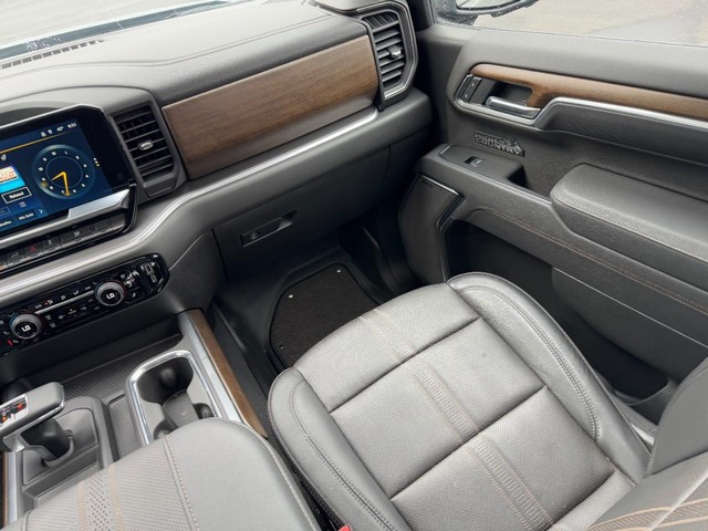 2025 Chevrolet Silverado 1500 High Country - Photo 19