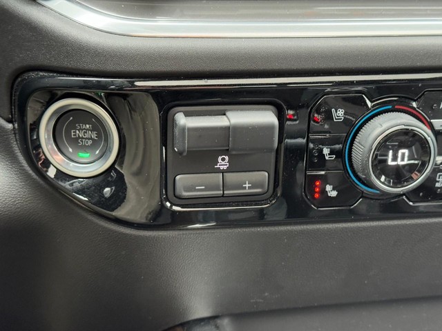 2025 Chevrolet Silverado 1500 High Country - Photo 24