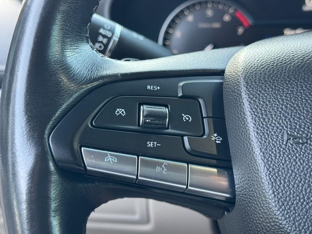 Cadillac XT4 Vehicle Full-screen Gallery Image 17