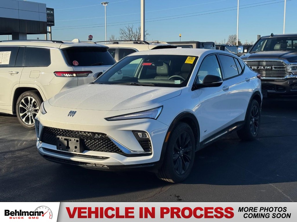 Buick Envista Vehicle Full-screen Gallery Image 01