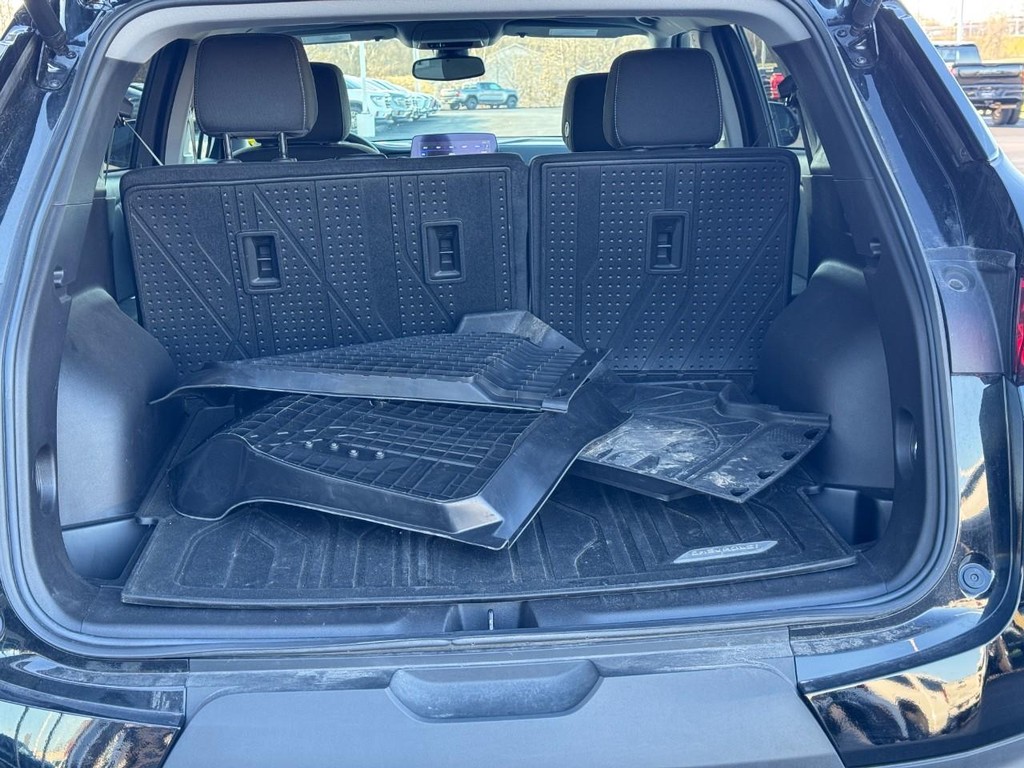 Chevrolet Blazer Vehicle Full-screen Gallery Image 04