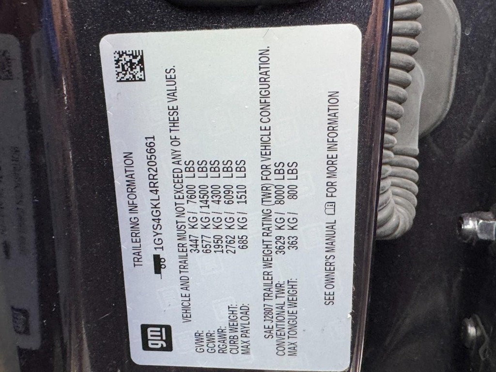 Cadillac Escalade Vehicle Full-screen Gallery Image 27