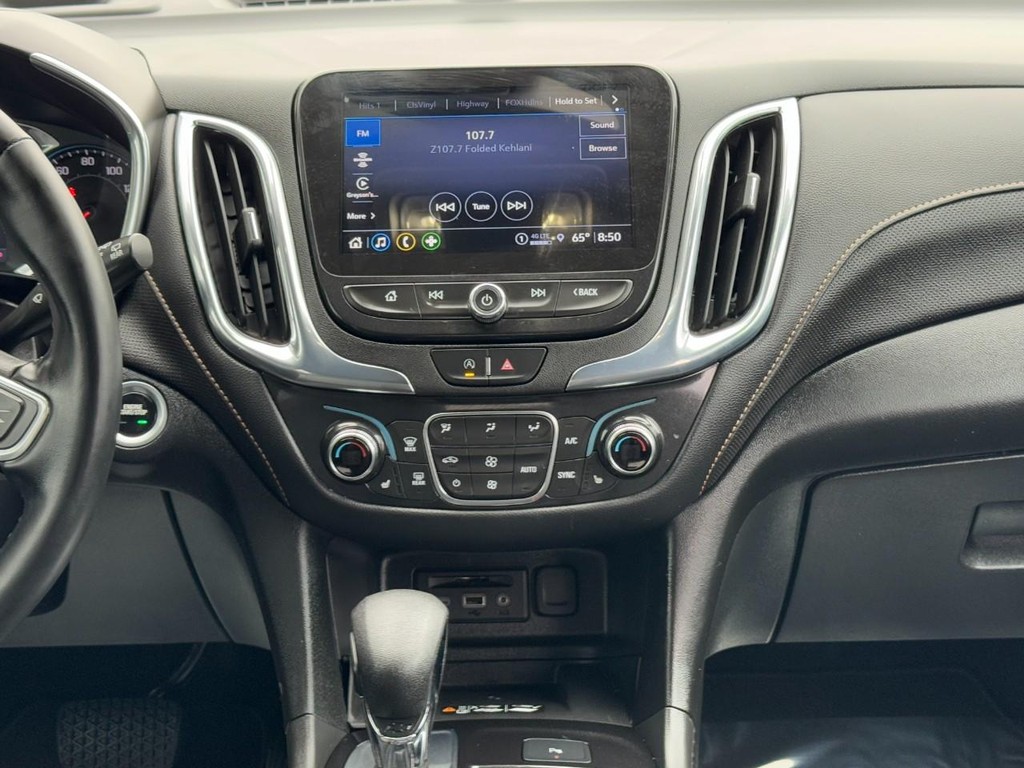 Chevrolet Equinox Vehicle Full-screen Gallery Image 13
