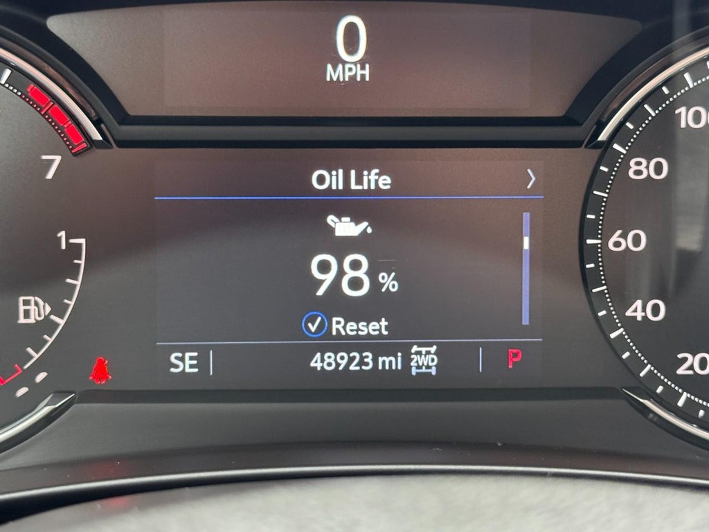 Cadillac XT4 Vehicle Full-screen Gallery Image 19