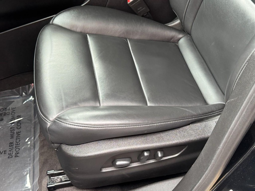 Cadillac XT4 Vehicle Full-screen Gallery Image 23