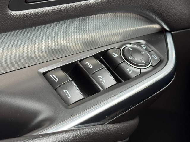 2023 Cadillac XT4 Premium Luxury - Photo 25