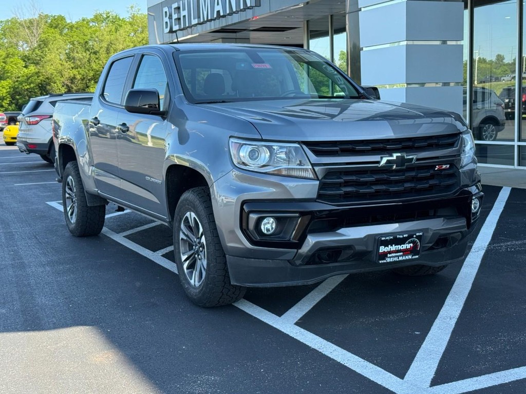 Chevrolet Colorado Vehicle Full-screen Gallery Image 02