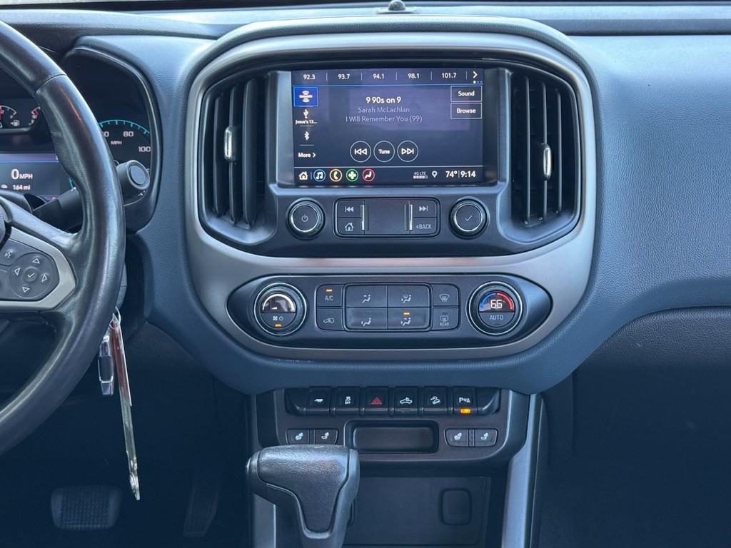 Chevrolet Colorado Vehicle Full-screen Gallery Image 13