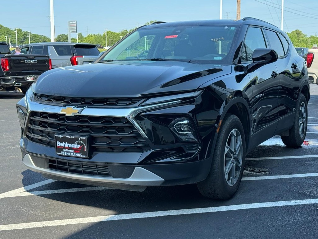 Chevrolet Blazer Vehicle Full-screen Gallery Image 08