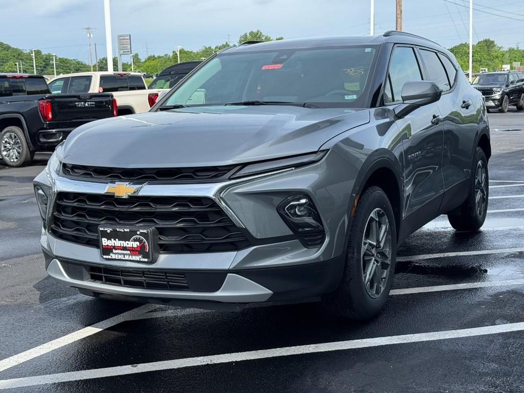 Chevrolet Blazer Vehicle Full-screen Gallery Image 08