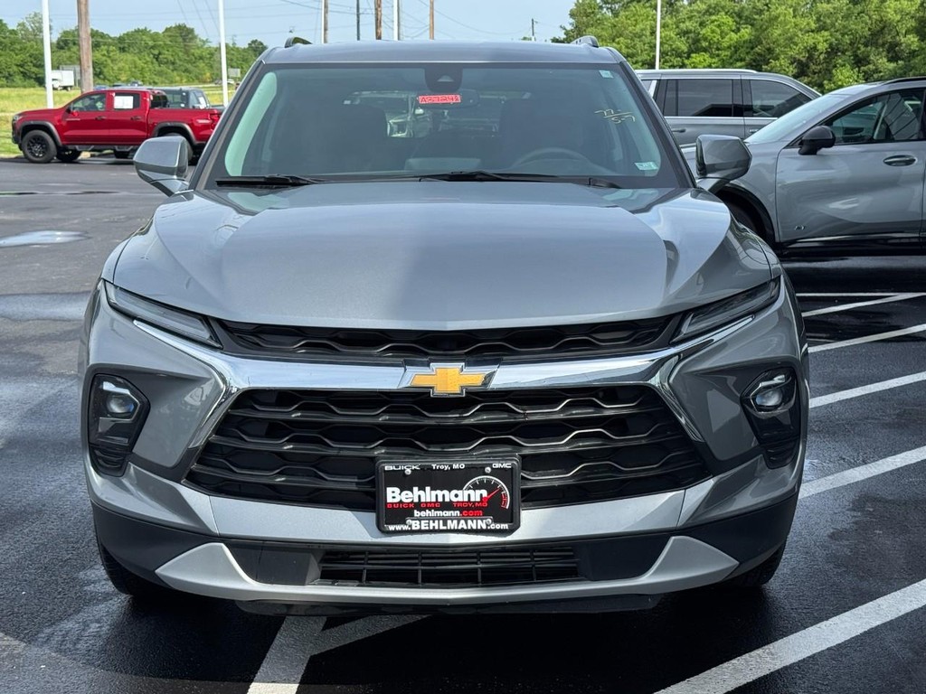 Chevrolet Blazer Vehicle Full-screen Gallery Image 09