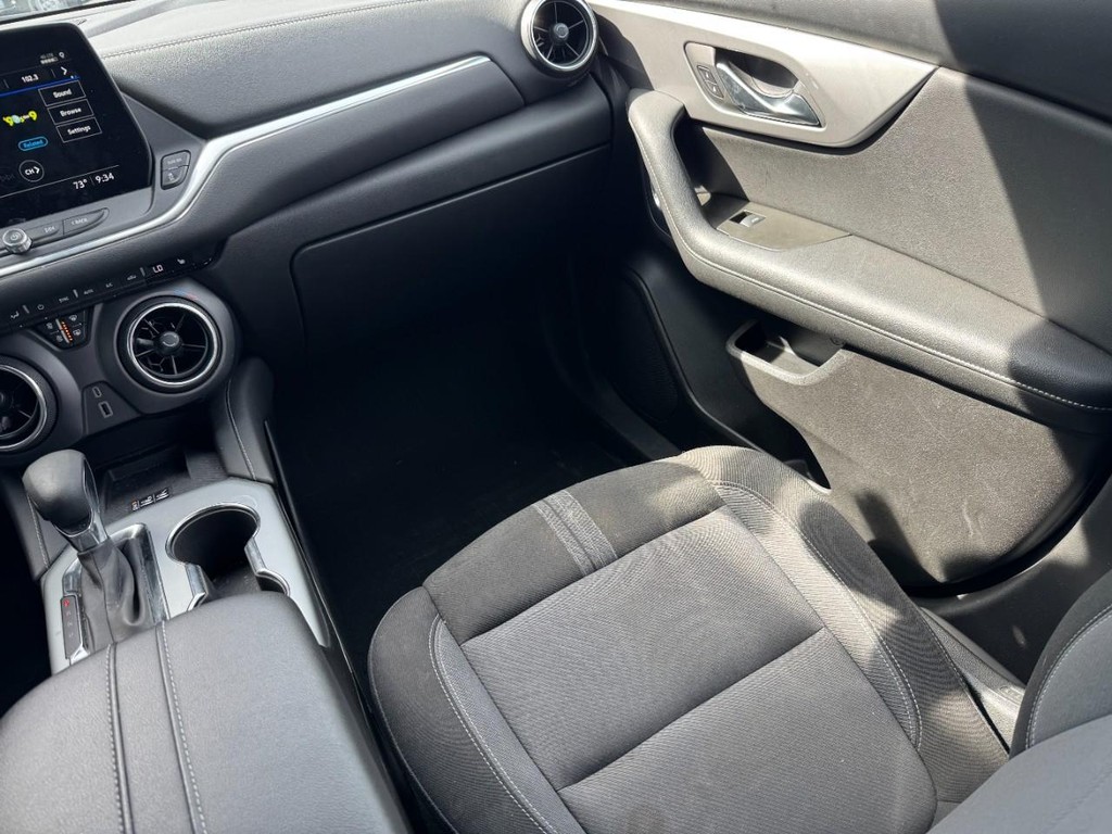 Chevrolet Blazer Vehicle Full-screen Gallery Image 15